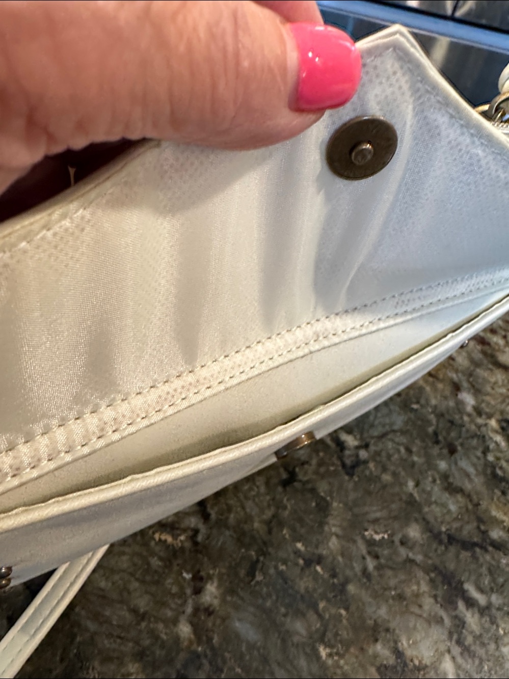 Purse - Picture 4 of 4